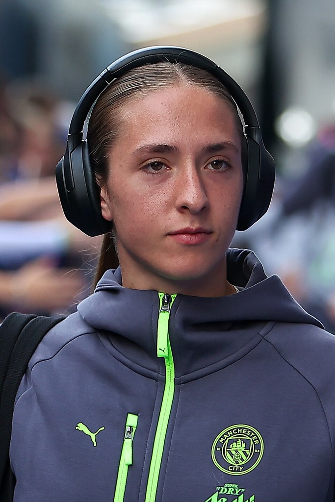 Naomi Layzell