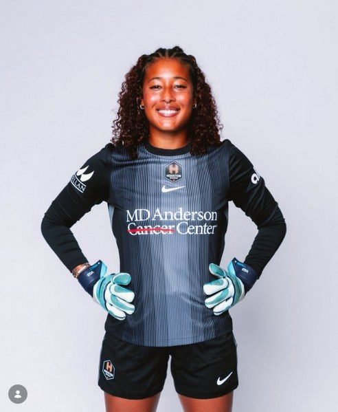 Nadia Cooper