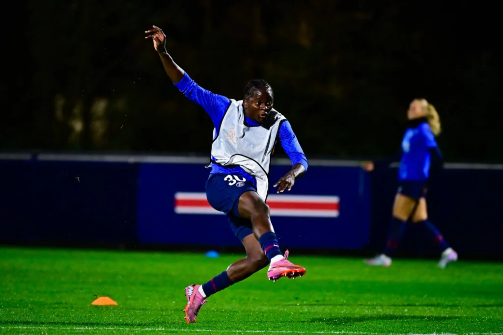 Matchday 7: Lyon unstoppable, PSG crush Fleury, and the Strasbourg match halted by fog